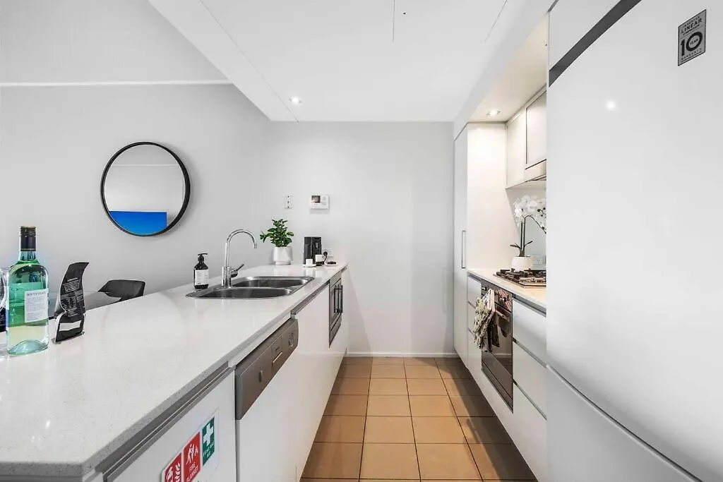 Brisbane City Luxe 3-Bd, Views, Pool, Car Park 0*,