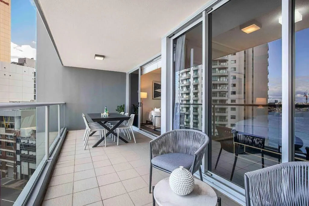Brisbane City Luxe 3-Bd, Views, Pool, Car Park